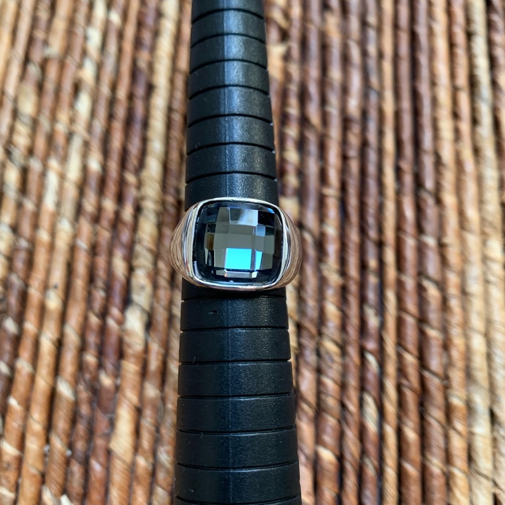 Black crystal and silver ring